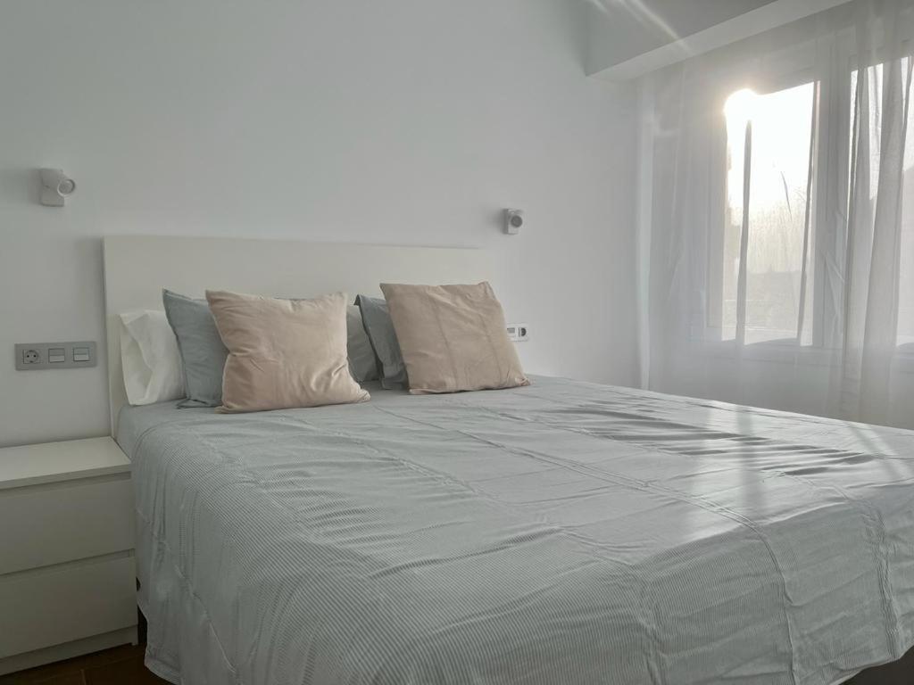 Malagueta 1 Linea De Playa Apartment Malaga Luaran gambar