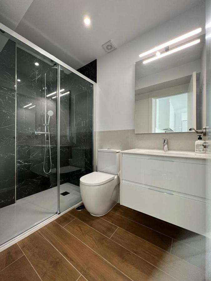 Malagueta 1 Linea De Playa Apartment Malaga Luaran gambar